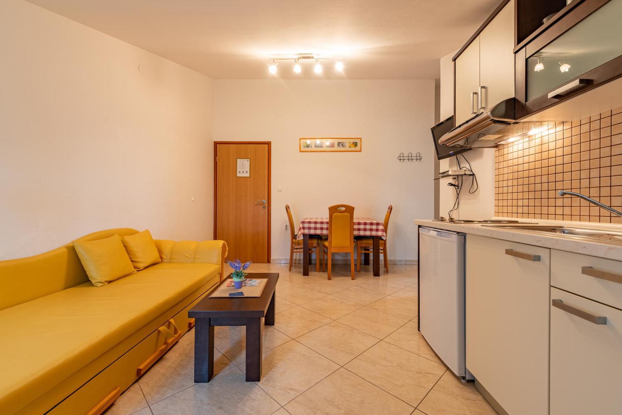 Haus Toni Apartamento Ražanac Exterior foto