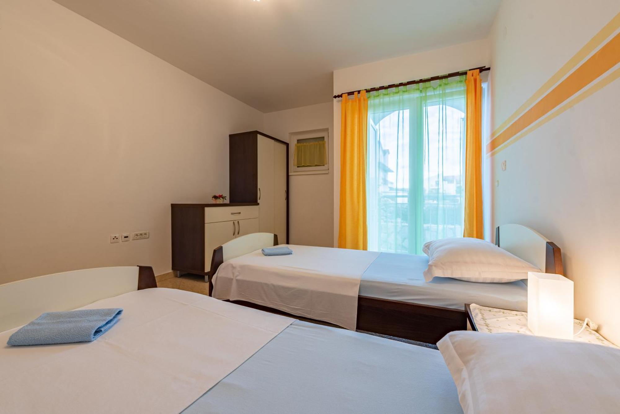 Haus Toni Apartamento Ražanac Exterior foto