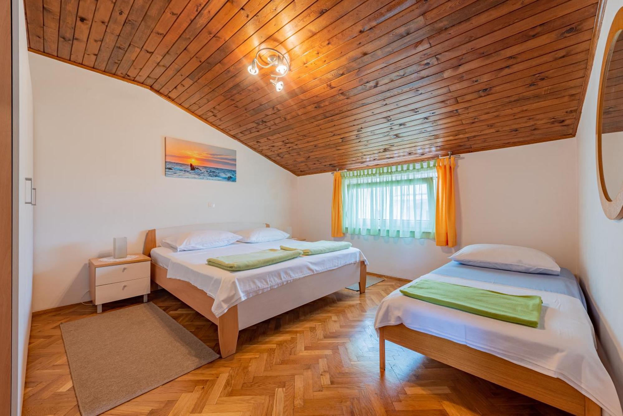 Haus Toni Apartamento Ražanac Exterior foto