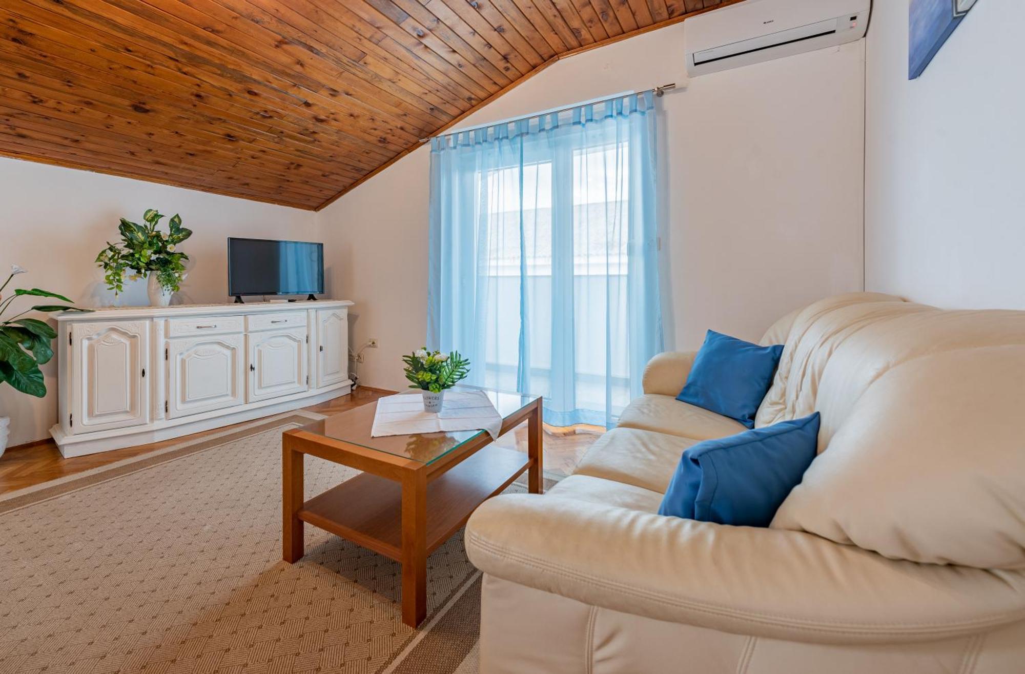 Haus Toni Apartamento Ražanac Exterior foto