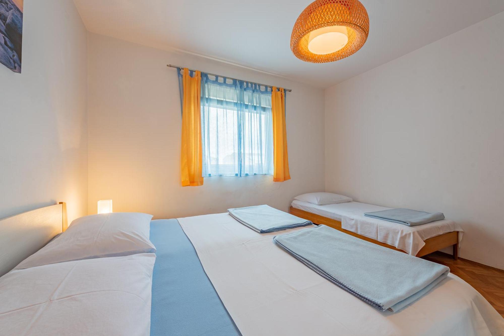 Haus Toni Apartamento Ražanac Exterior foto