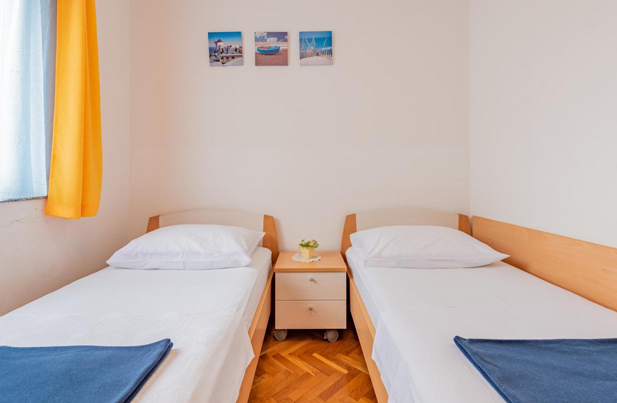 Haus Toni Apartamento Ražanac Exterior foto