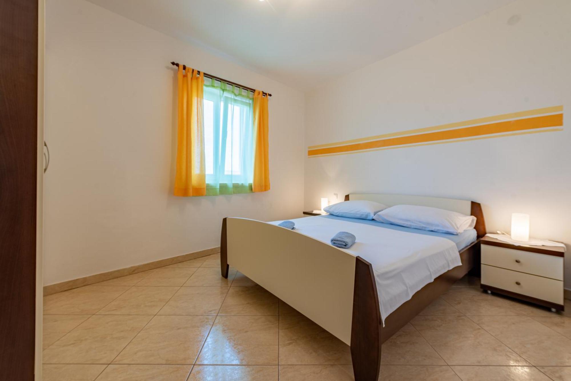 Haus Toni Apartamento Ražanac Exterior foto